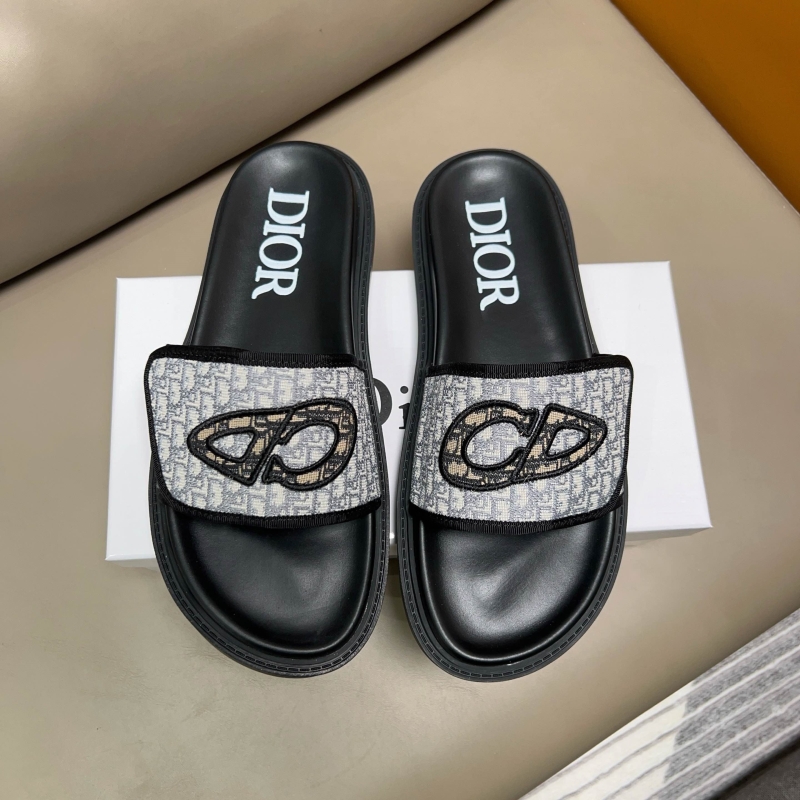 ch**an D*or slippers